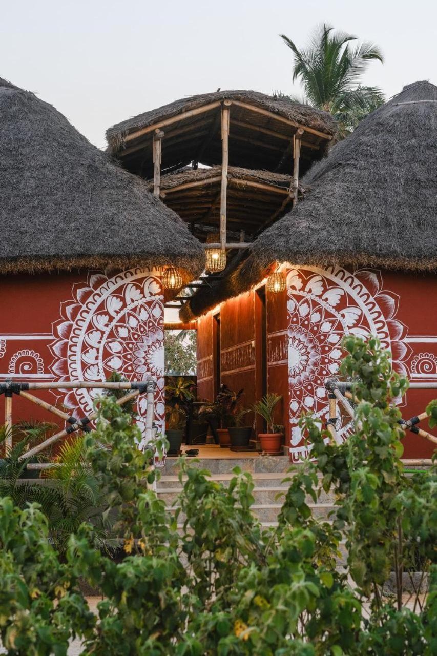 The Hideout Cottage And Restaurant Hampi Buitenkant foto